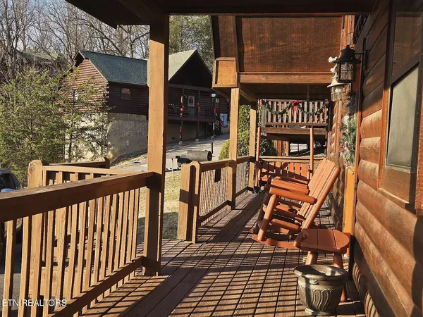 $510,000 | 1529 Boo Boos Way, Sevierville, TN 37862