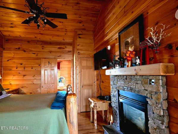 $510,000 | 1529 Boo Boos Way, Sevierville, TN 37862