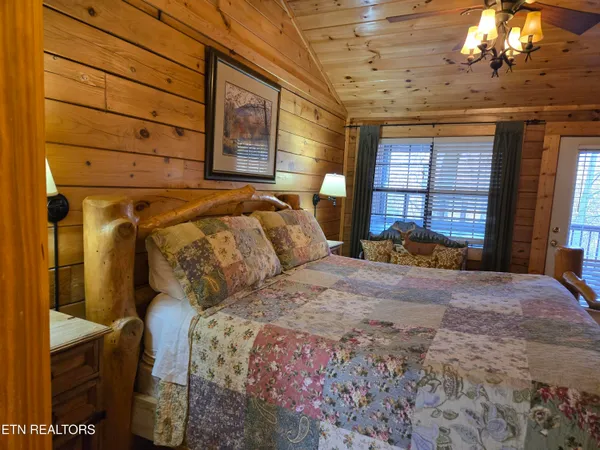 $510,000 | 1529 Boo Boos Way, Sevierville, TN 37862