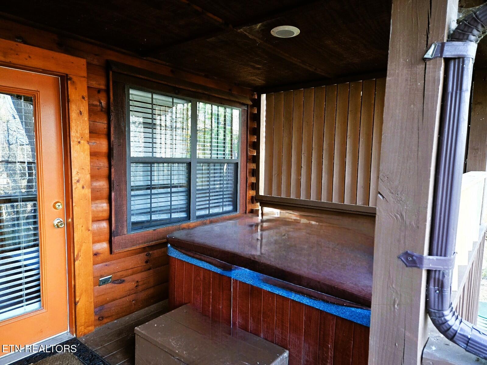 1529 Boo Boos Way Sevierville, TN 37862 - Photo 37 of 41 1529 BBW Hot Tub 1