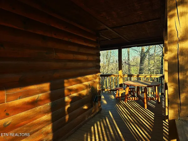 $510,000 | 1529 Boo Boos Way, Sevierville, TN 37862