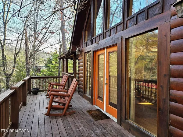 $510,000 | 1529 Boo Boos Way, Sevierville, TN 37862