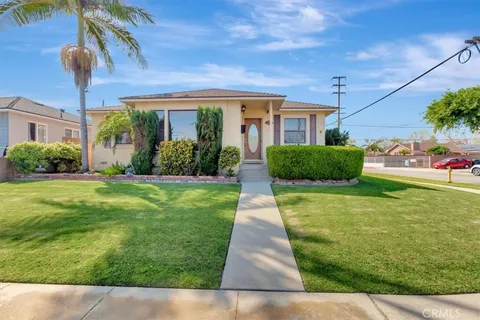 $900,000 | 4463 Palo Verde Avenue, Lakewood, CA 90713