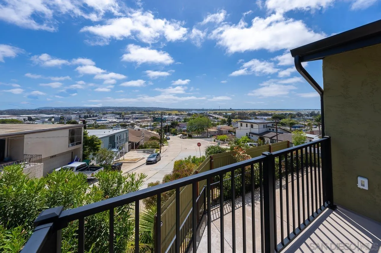 1402 Everview Road San Diego, CA 92110 - Photo 2 of 57 Gallery Image 2
