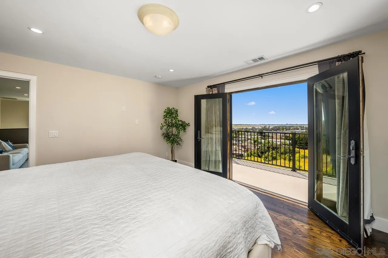 1402 Everview Road San Diego, CA 92110 - Photo 23 of 57 Gallery Image 23