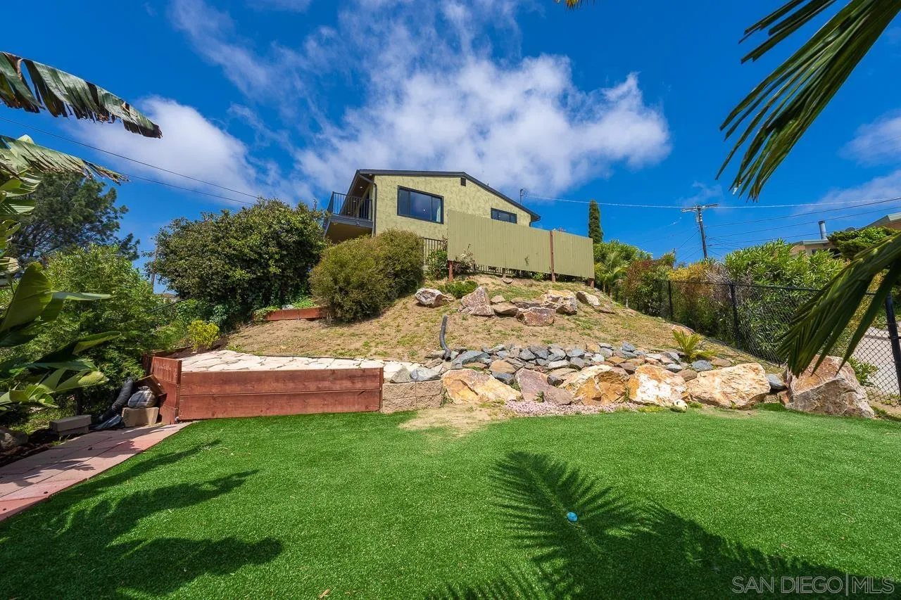 1402 Everview Road San Diego, CA 92110 - Photo 45 of 57 Gallery Image 45