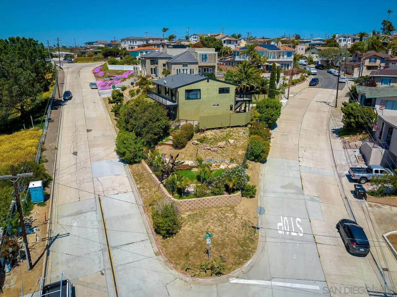 1402 Everview Road San Diego, CA 92110 - Photo 47 of 57 Gallery Image 47