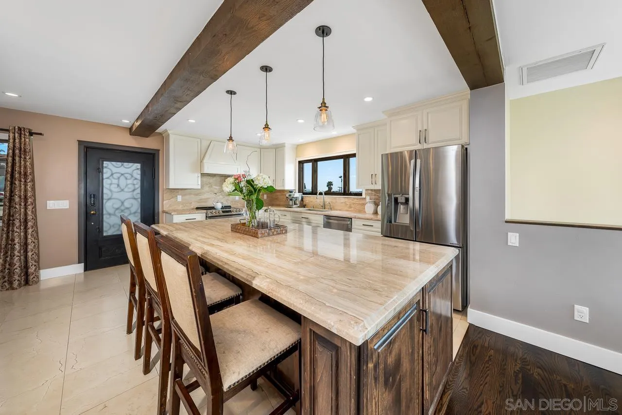 1402 Everview Road San Diego, CA 92110 - Photo 9 of 57 Gallery Image 9