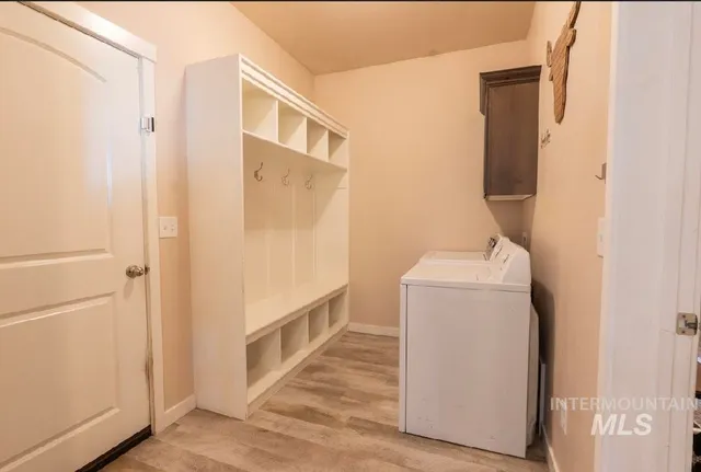 $408,000 | 4038 North Blue Cascade Court East, Buhl, ID 83316