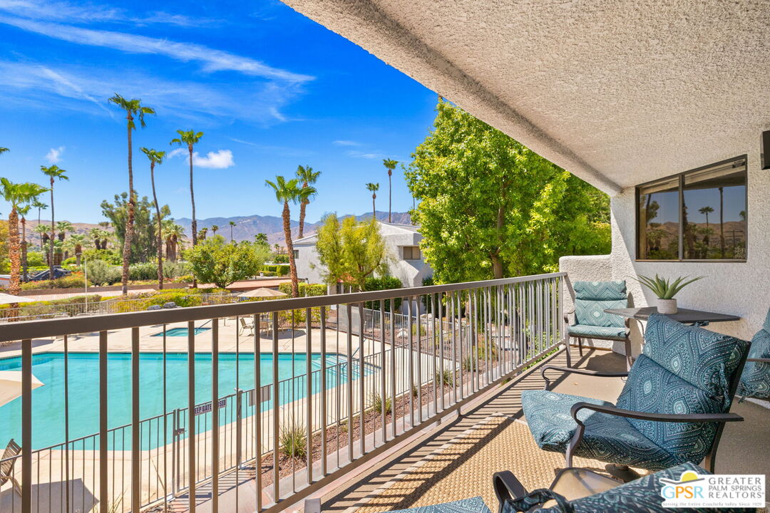 3155 Ramon Road, Unit 406 Palm Springs, CA 92264 - Photo 6 of 37 Gallery Image 6