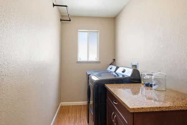 $445,000 | 140 Danbury Drive, Redding, CA 96003