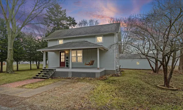 $235,000 | 805 West Blaine Street, Monticello, IL 61856