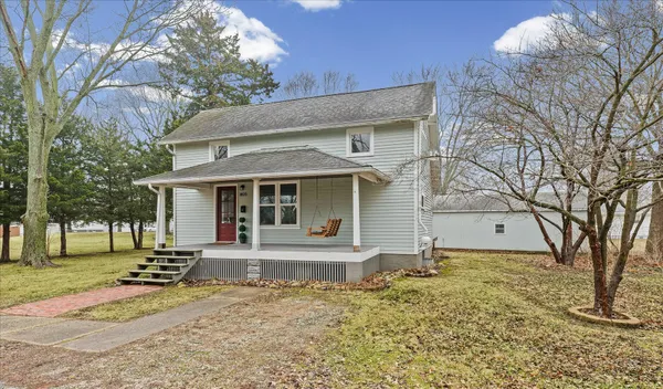 $235,000 | 805 West Blaine Street, Monticello, IL 61856