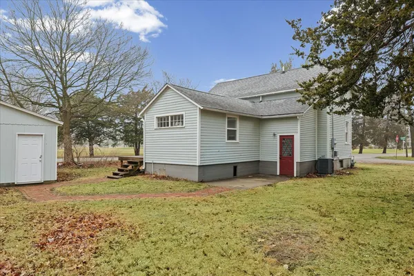 $235,000 | 805 West Blaine Street, Monticello, IL 61856