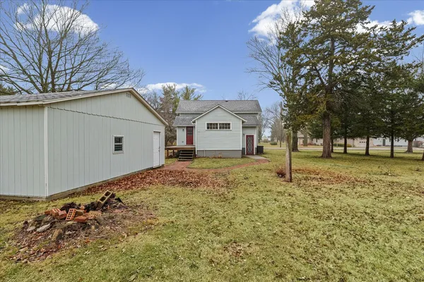 $235,000 | 805 West Blaine Street, Monticello, IL 61856