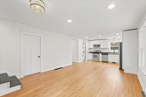 $235,000 | 805 West Blaine Street, Monticello, IL 61856