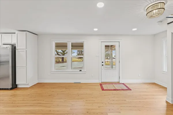 $235,000 | 805 West Blaine Street, Monticello, IL 61856