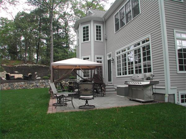 78 Elmwood Road Wellesley, MA 02481 - Photo 4 of 20