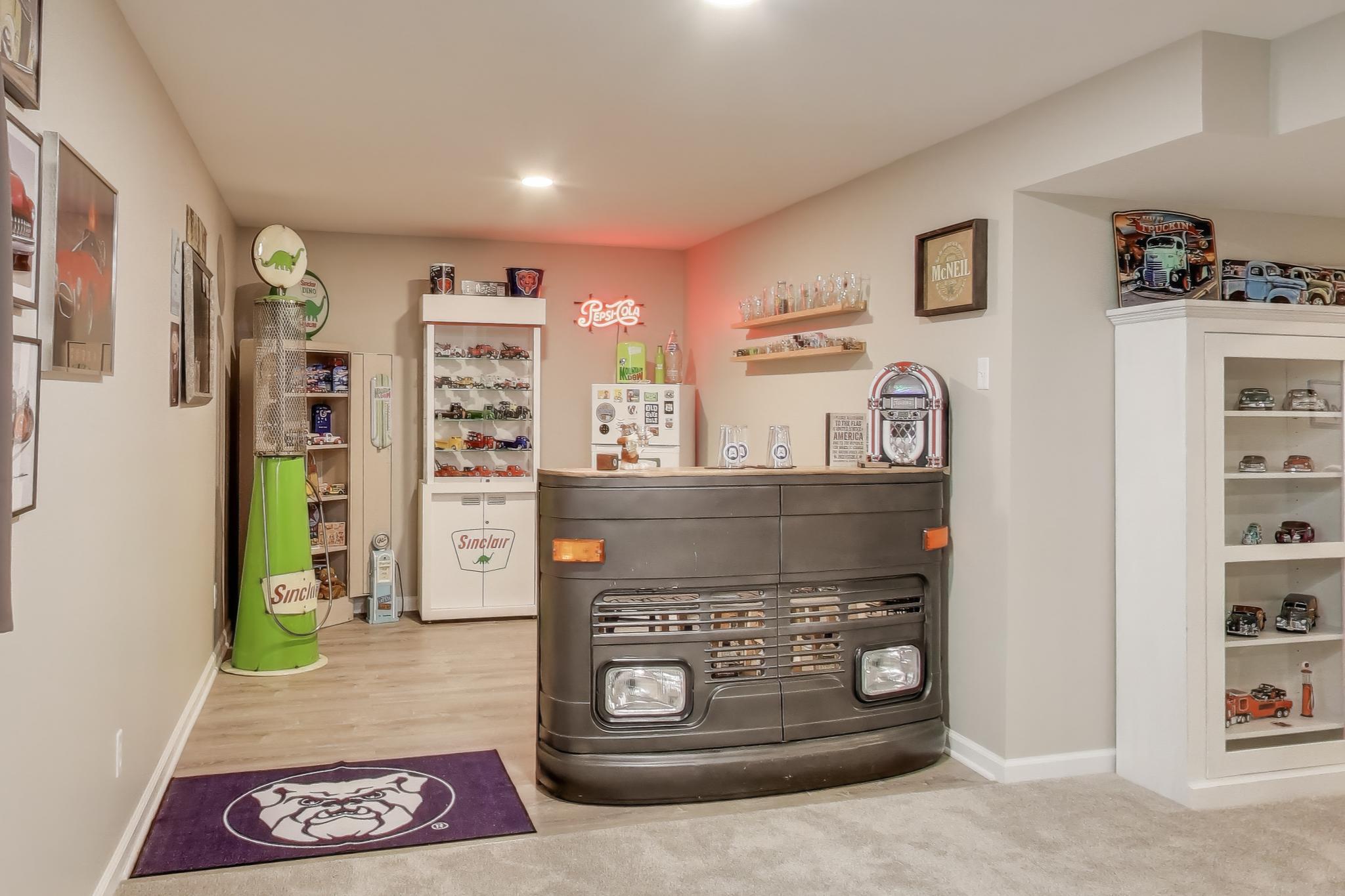 11514 Georgia Place Crown Point, IN 46307 - Photo 19 of 24 2048x1365