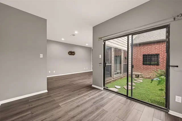 $224,900 | 7447 Cambridge Street, Unit 79, Houston, TX 77054