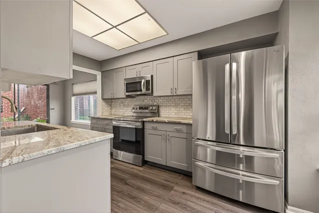 $224,900 | 7447 Cambridge Street, Unit 79, Houston, TX 77054