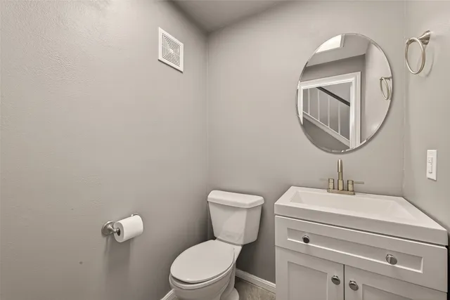 $224,900 | 7447 Cambridge Street, Unit 79, Houston, TX 77054