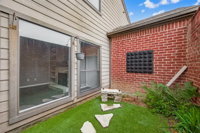 $224,900 | 7447 Cambridge Street, Unit 79, Houston, TX 77054