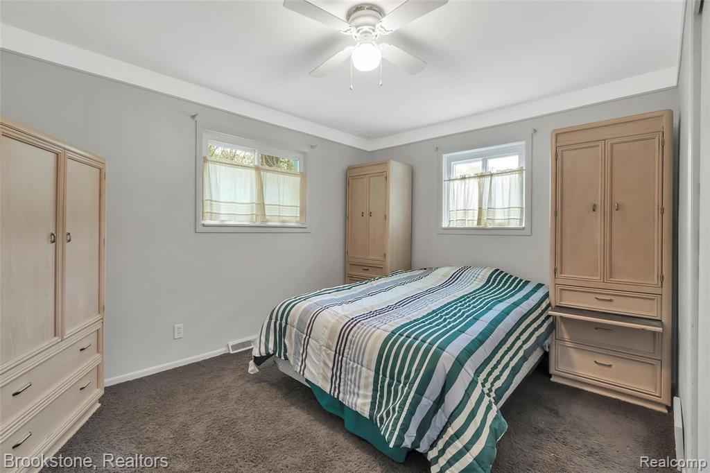 392 Winry Drive Rochester Hills, MI 48307 - Photo 13 of 35