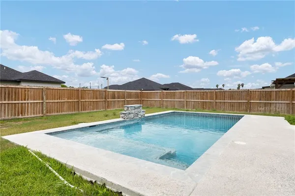 $3,500 | 3908 Zenker Avenue, McAllen, TX 78504