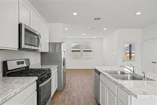 $2,050 | 310 Puerto Plata Avenue, Bastrop, TX 78602