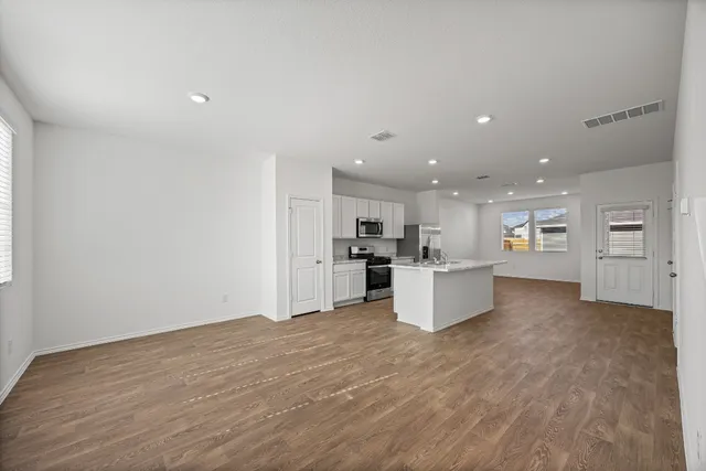 $2,050 | 310 Puerto Plata Avenue, Bastrop, TX 78602