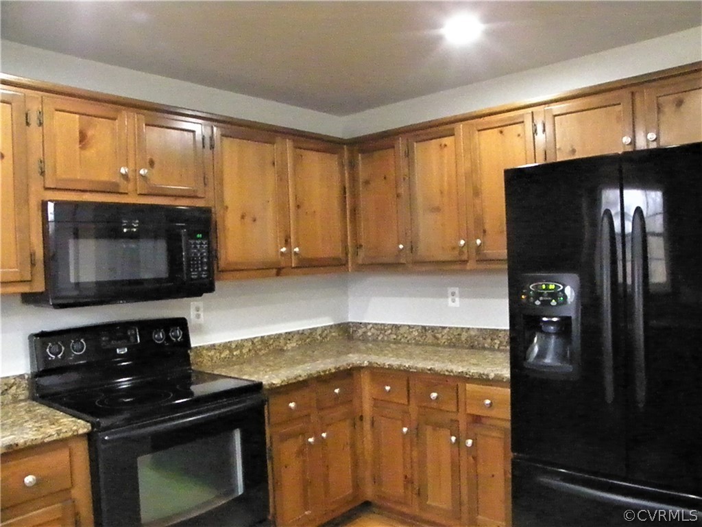 9400 Old Forge Road Providence Forge, VA 23140 - Photo 7 of 36 Gallery Image 7