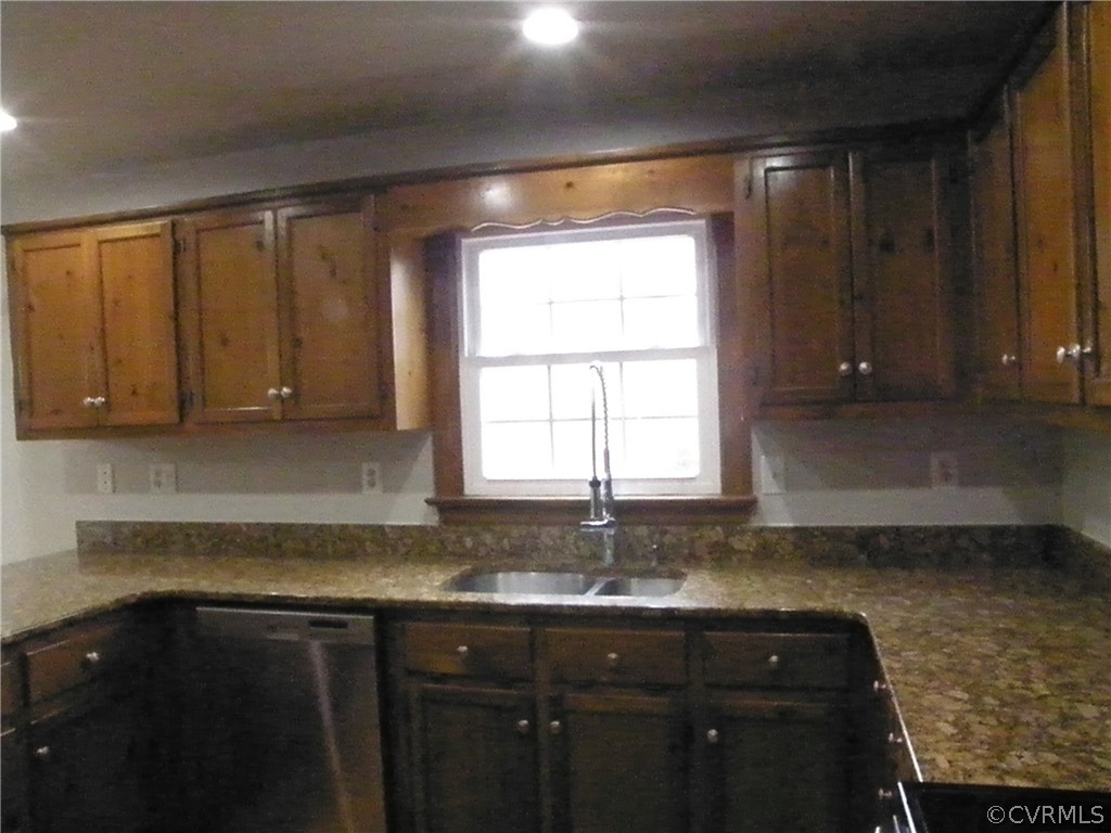 9400 Old Forge Road Providence Forge, VA 23140 - Photo 8 of 36 Gallery Image 8