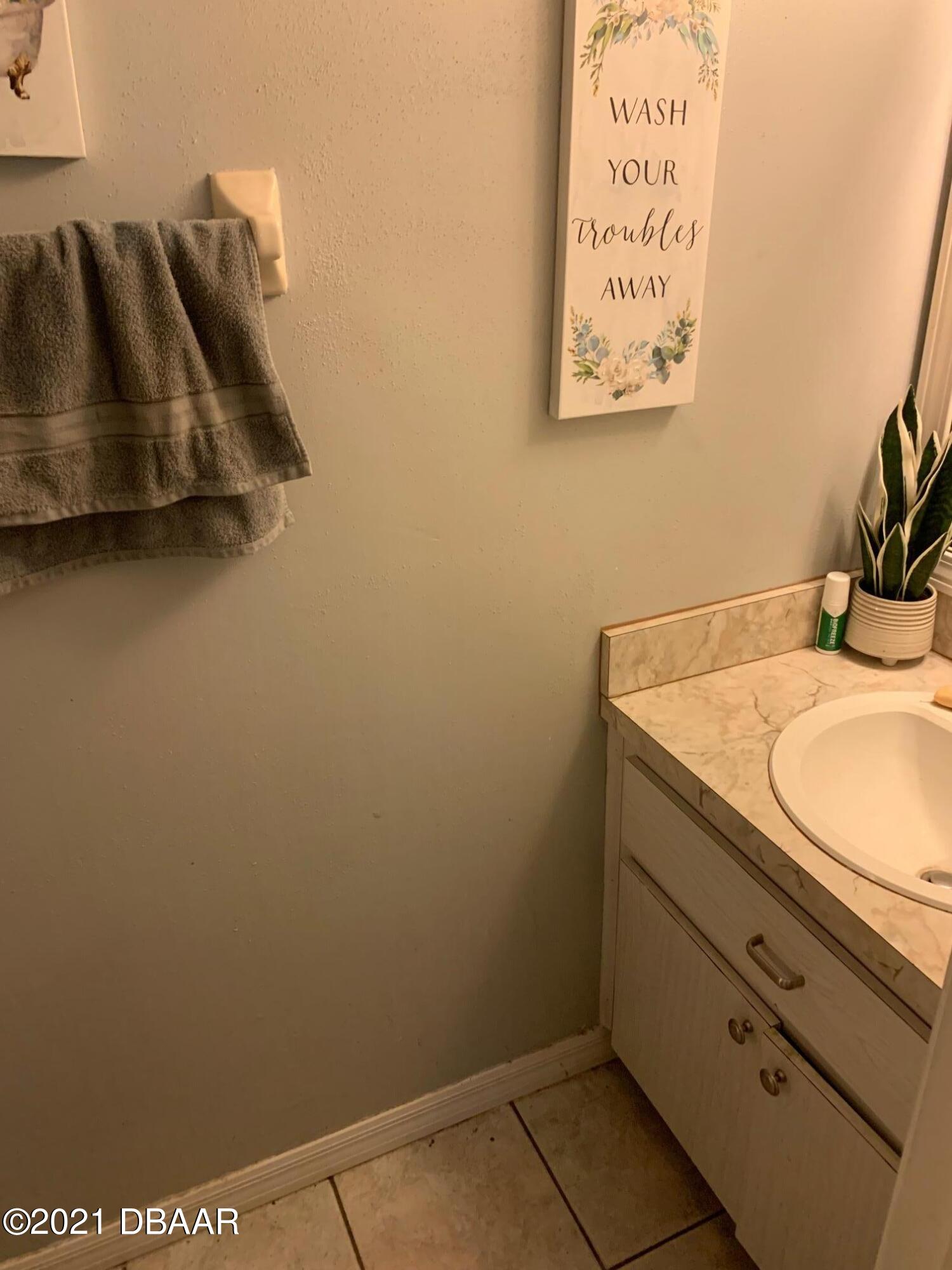 72 Springwood Square Port Orange, FL 32129 - Photo 6 of 13 IMG_3368