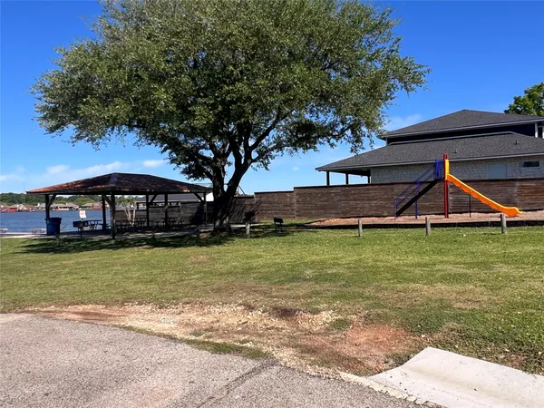$1,700 | 12534 Ridgecrest Drive, Willis, TX 77318