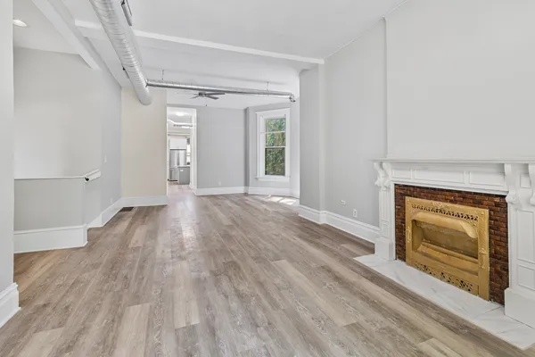 $3,995 | 1345 North Maplewood Avenue, Unit 1, Chicago, IL 60622