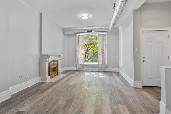 $3,995 | 1345 North Maplewood Avenue, Unit 1, Chicago, IL 60622