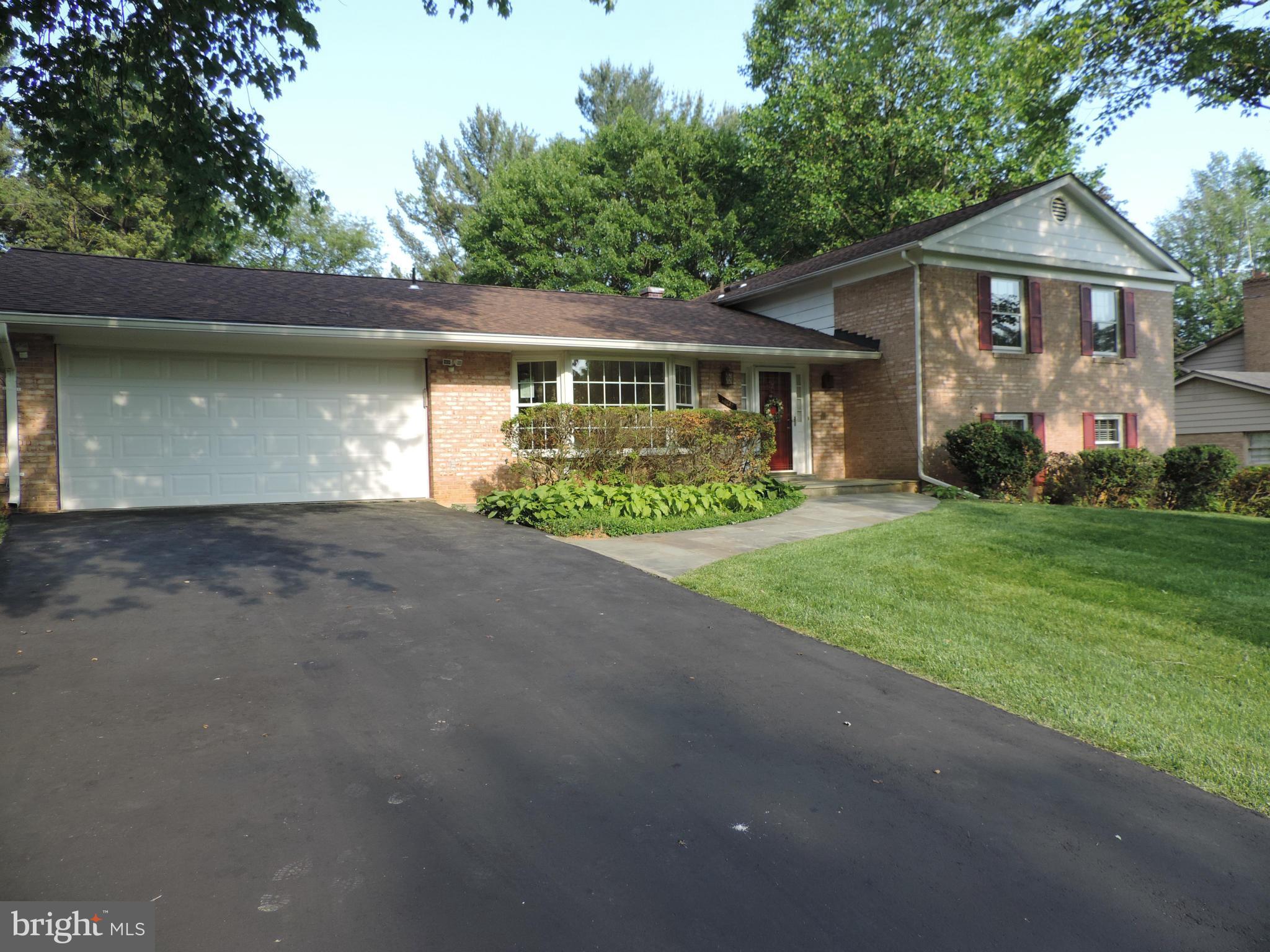 14717 Cobblestone Drive Silver Spring, MD 20905 - Photo 2 of 30 Exterior (Front)