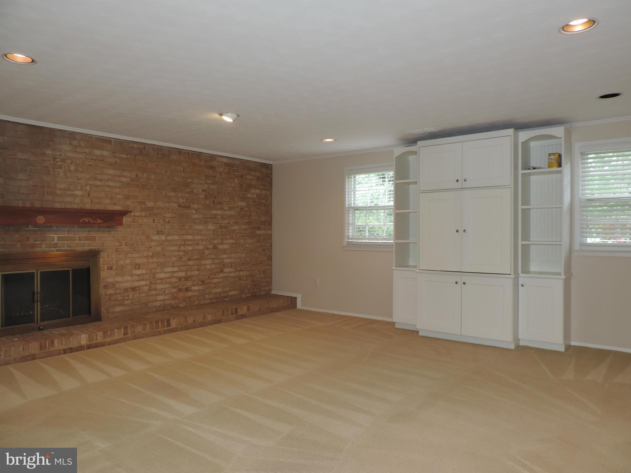 14717 Cobblestone Drive Silver Spring, MD 20905 - Photo 17 of 30 Family Room