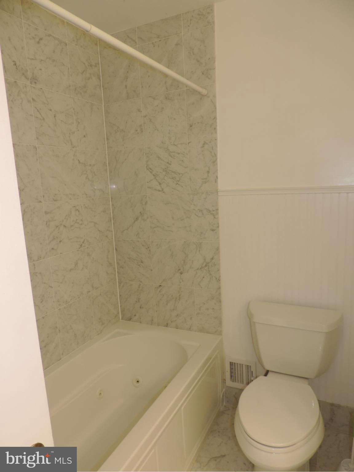 14717 Cobblestone Drive Silver Spring, MD 20905 - Photo 25 of 30 Bath