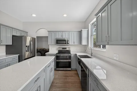 $450,000 | 8405 Canterbury Lake Boulevard, Tampa, FL 33619