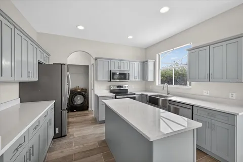 $450,000 | 8405 Canterbury Lake Boulevard, Tampa, FL 33619