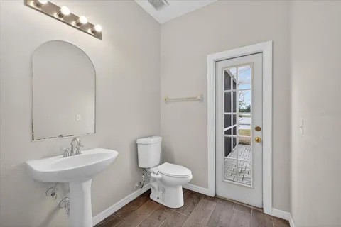 $450,000 | 8405 Canterbury Lake Boulevard, Tampa, FL 33619