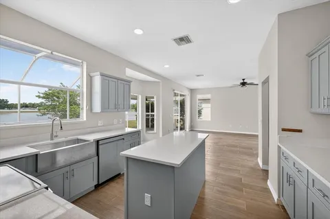 $450,000 | 8405 Canterbury Lake Boulevard, Tampa, FL 33619