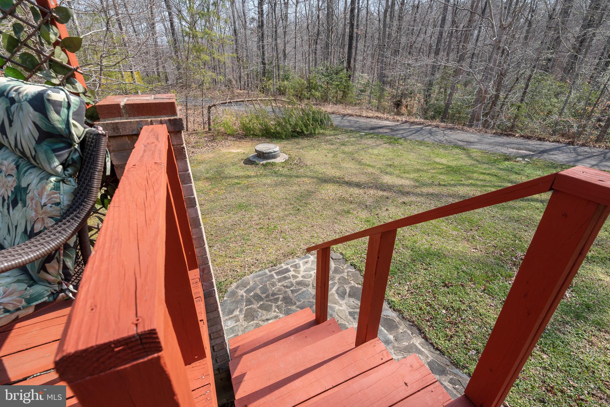 17415 Joplin Road Triangle, VA 22172 - Photo 35 of 41 Exterior side view