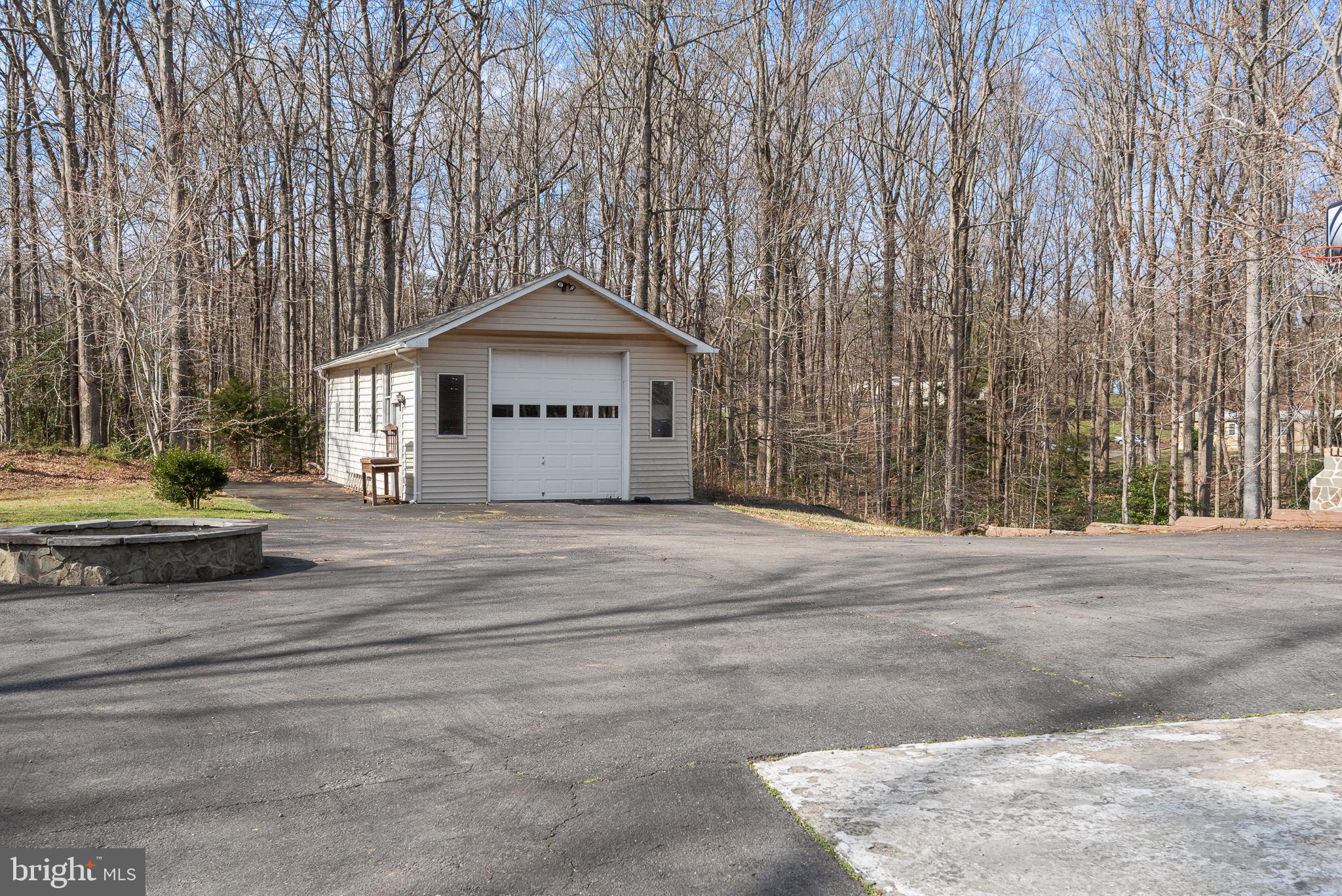 17415 Joplin Road Triangle, VA 22172 - Photo 40 of 41 Detached garage