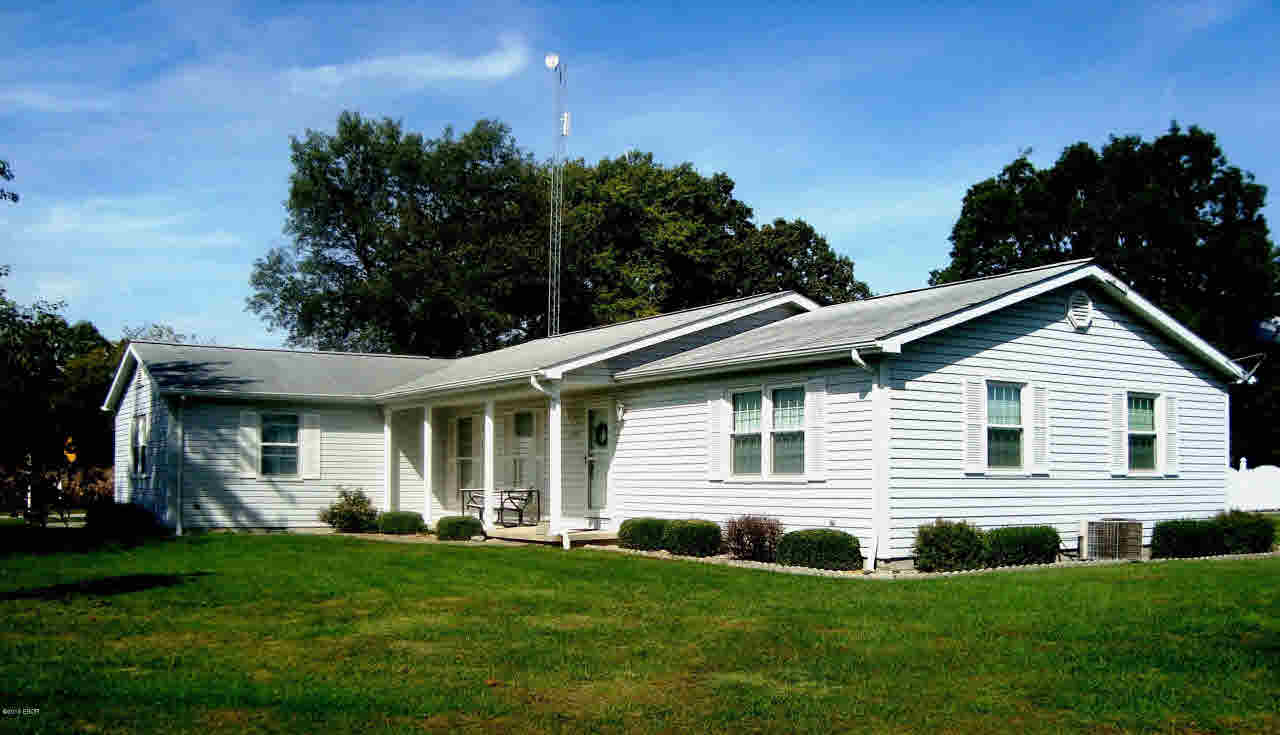 2130 Farthing Road Centralia, IL 62801 - Photo 1 of 32 Gallery Image 1