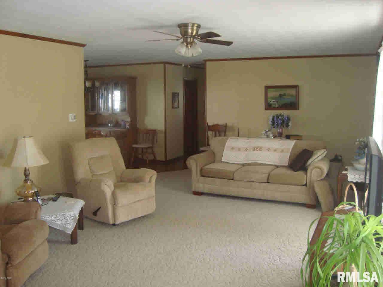 2130 Farthing Road Centralia, IL 62801 - Photo 18 of 32 Gallery Image 18