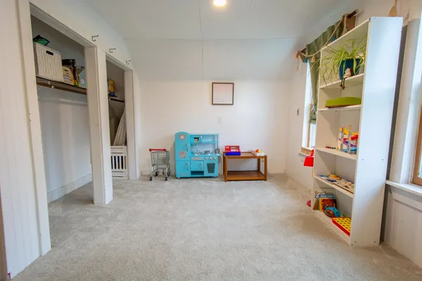 $400,000 | 1994 Upper Plains Road, Salisbury, VT 05769