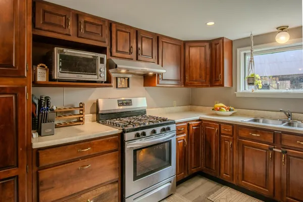 $400,000 | 1994 Upper Plains Road, Salisbury, VT 05769